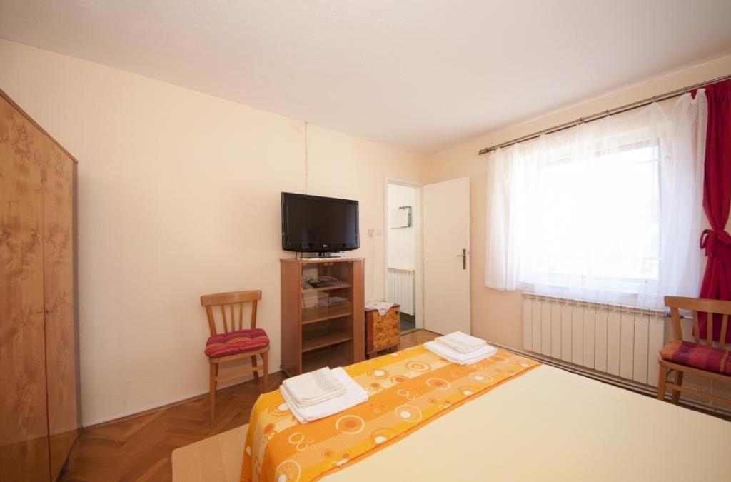 Apartments Gorana 斯普利特卡 客房 照片