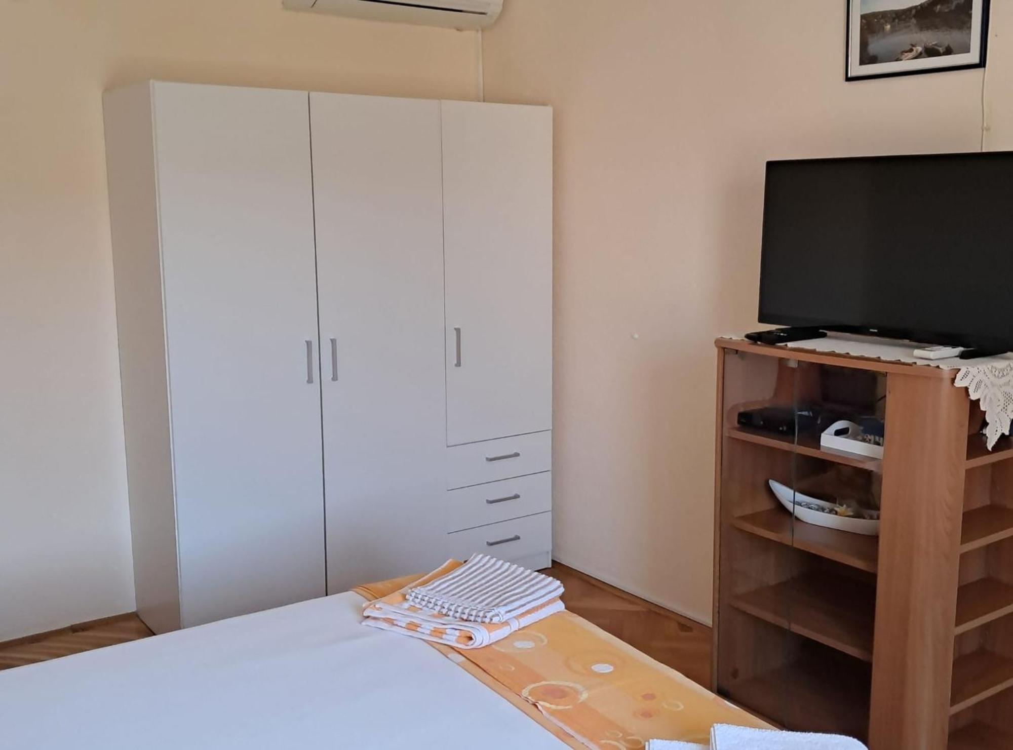 Apartments Gorana 斯普利特卡 外观 照片
